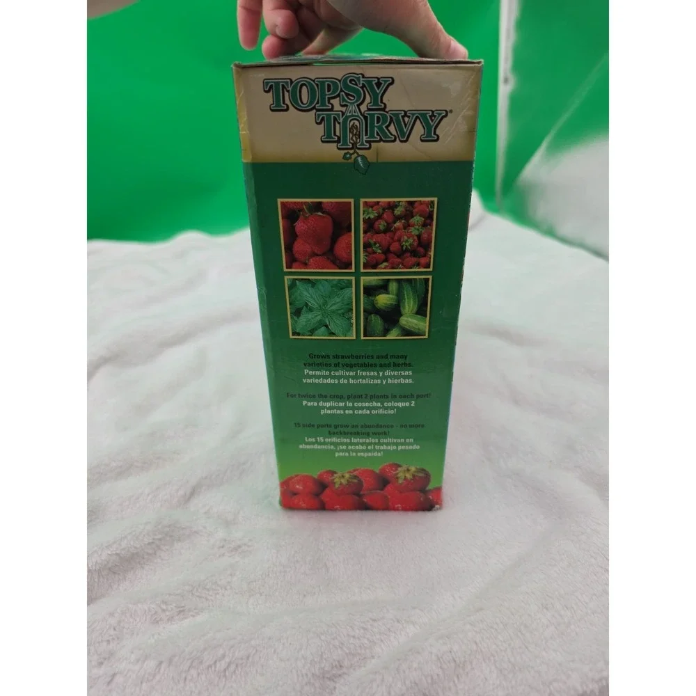 Topsy Turvy ~ Upside Down Strawberry‎ Planter